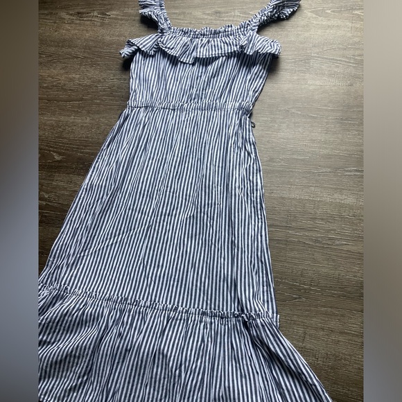 Michael Kors Grey and White Striped Maxi Dress Size Small - Picture 2 of 5
